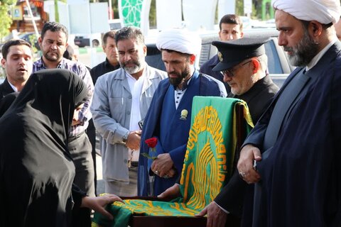 تصاویر/ حضور کاروان زیر سایه خورشید در مزار شهدای ارومیه