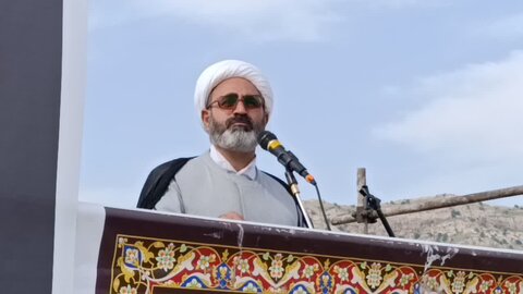 تصاویر مراسم تشییع و خاکسپاری مدافع حرم امیرنصرت پیری در کوهدشت