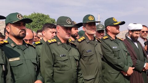 تصاویر مراسم تشییع و خاکسپاری مدافع حرم امیرنصرت پیری در کوهدشت