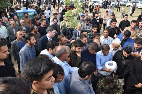 تصاویر مراسم تشییع و خاکسپاری مدافع حرم امیرنصرت پیری در کوهدشت