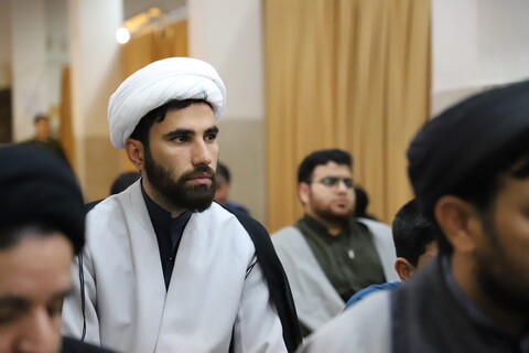 تصاویر/جلسه اخلاق نماینده ولی فقیه در حوزه علمیه امام باقر ( ع)کامیاران