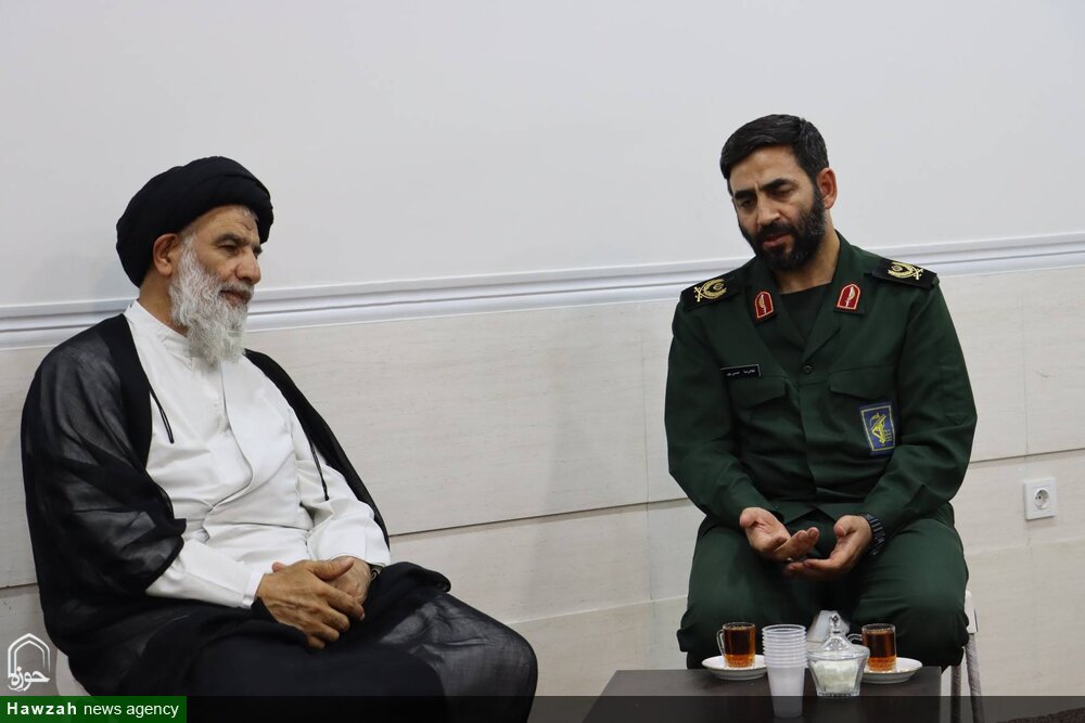 دیدار سردار حسن‌پور، رئیس سازمان بسیج اصناف، بازاریان و فعالان اقتصادی کشور با حجت الاسلام والمسلمین موسوی فرد، نماینده ولی فقیه در خوزستان