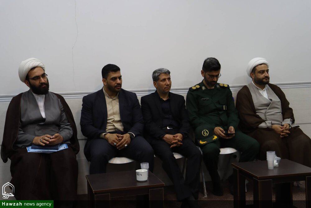 دیدار سردار حسن‌پور، رئیس سازمان بسیج اصناف، بازاریان و فعالان اقتصادی کشور با حجت الاسلام والمسلمین موسوی فرد، نماینده ولی فقیه در خوزستان