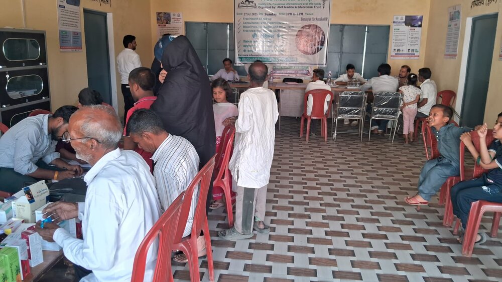 عثمانپور امروہہ میں اے ایم آر میڈیکل اینڈ ایجوکیشنل ٹرسٹ کا فری میڈیکل کیمپ کامیابی سے اختتام پذیر