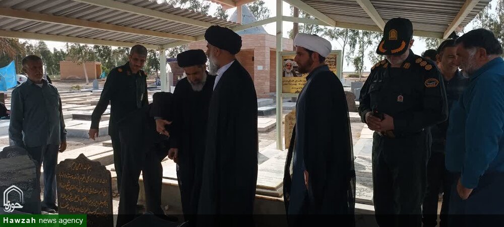 بازدید نماینده ولی فقیه در خوزستان از روند بازسازی امامزاده عبدالله منطقه دِه ملا هندیجان