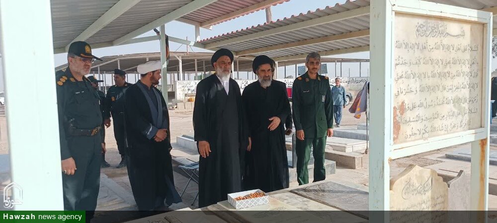 بازدید نماینده ولی فقیه در خوزستان از روند بازسازی امامزاده عبدالله منطقه دِه ملا هندیجان
