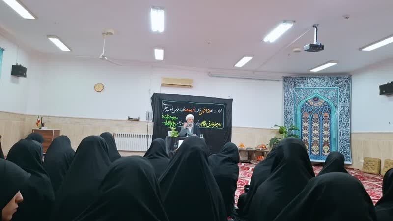 بازخوانی سیره امام صادق(ع) در مقابله با تفرقه افکنی دشمنان یک ضرورت است