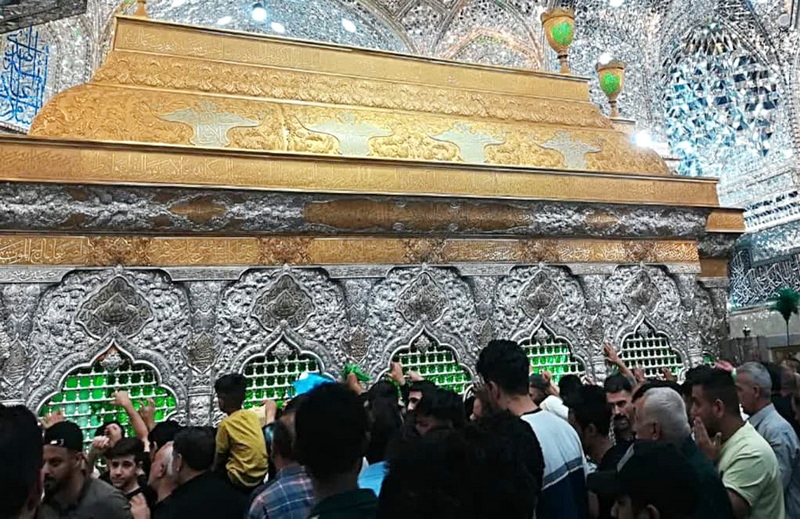 فیلم | لحظات نابی را زائر حرم امام حسین(ع) باشید
