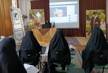 ولایت‌مداری از مهم‌ترین ویژگی‌های سیاسی شهید رئیسی بود