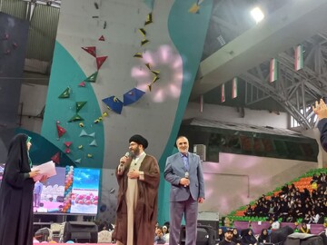 دختران ایرانی افتخارآفرینان امروز و آینده‌سازان فردا هستند