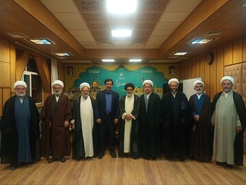 جلسه نمایندگان طلاب و فضلای استان گیلان با استاندار قم