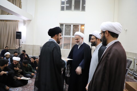 تصاویر/ تجلیل نمایند ولی فقیه از اساتید حوزه علمیه امام باقر علیه السلام کامیاران