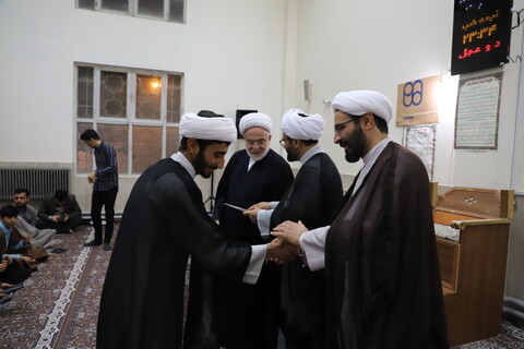 تصاویر/ تجلیل نمایند ولی فقیه از اساتید حوزه علمیه امام باقر علیه السلام کامیاران