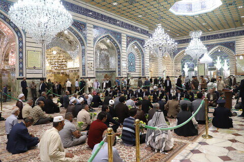Imágenes / Ceremonia de lectura de sermones en el santuario de Hazrat Fatima Masuma (P) con la presencia de recitadores religiosos de Ahlul Bait (P)