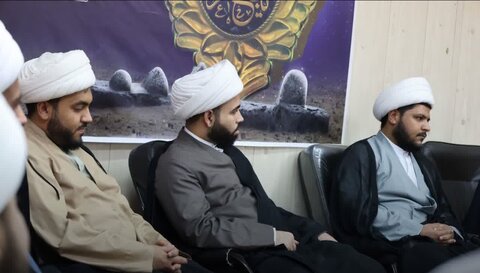 تصاویر/جلسه دانش‌پژوهان مطالعات اسلامی معاونت بین الملل حوزه های علمیه استان خوزستان با آیت‌ الله موسوی جزایری برگزار شد.