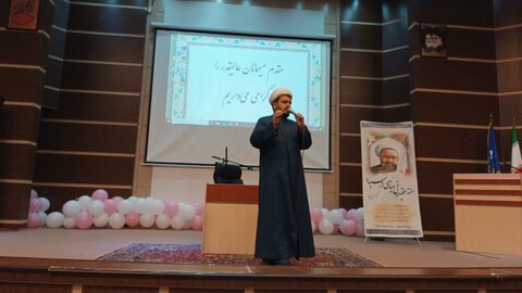 تصاویر/نشست گرامیداشت مقام استاد و هفته عقیدتی سیاسی سپاه در ساوه