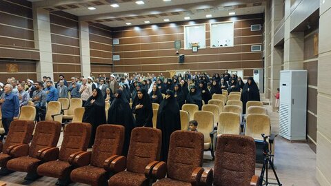 تصاویر/نشست گرامیداشت مقام استاد و هفته عقیدتی سیاسی سپاه در ساوه