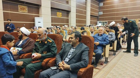 تصاویر/نشست گرامیداشت مقام استاد و هفته عقیدتی سیاسی سپاه در ساوه
