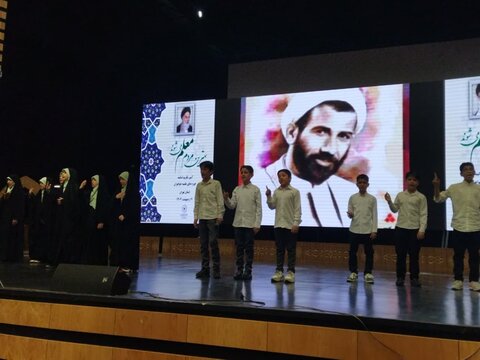 تصاویر برگزاری آیین تکریم استادان حوزه های علمیه خواهران استان تهران