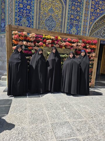 تصاویر/حضور طلاب مدرسه علمیه فاطمه الزهرا ساوه در اردوی زیارتی مشهد