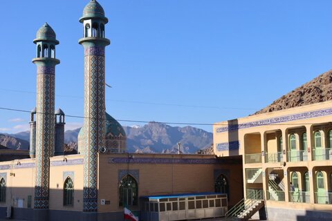 تصاویر اردوی زیارتی و علمی طلاب مدرسه علمیه امام خمینی (ره) ارومیه