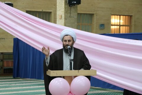 تصاویر/ جشن ولادت  بانوی کرامت در خوی