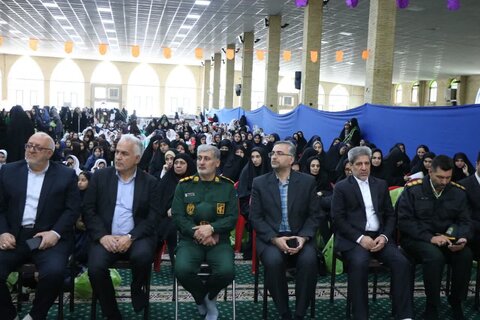 تصاویر/ جشن ولادت  بانوی کرامت در خوی