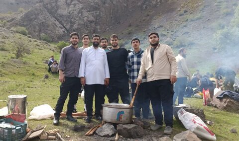 تصاویر/ اردوی تفریحی طلاب مدرسه علمیه خوی