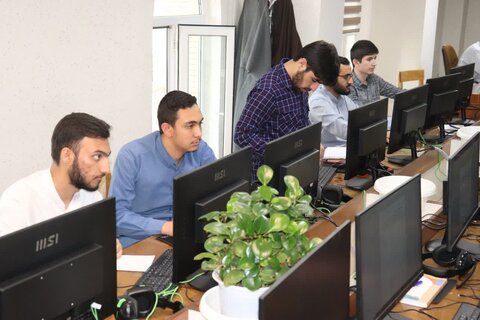 تصاویر/ جلسه آموزش تکمیلی مقاله نویسی در مدرسه علمیه امام خامنه‌ای ارومیه