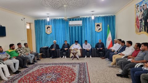 تصاویر/ دیدار جامعه کارگری با امام جمعه گناوه