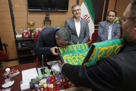 تصاویر/ کاروان زیر سایه خورشید در دانشگاه علوم پزشکی بوشهر