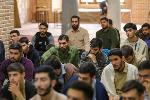 تصاویر | درس اخلاق مدرسه امام صادق(ع)تبریز