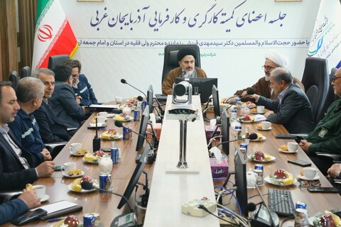 تصاویر/بازدید نماینده ولی فقیه در آذربایجان غربی از پتروشیمی ارومیه