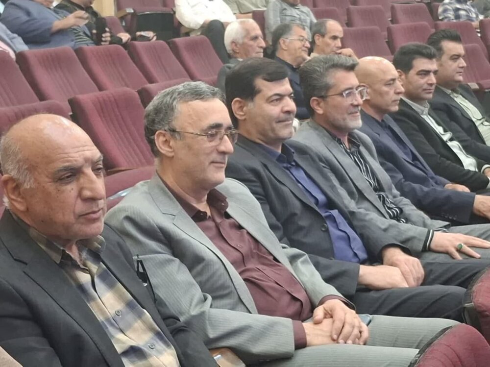 همایش بزرگداشت روز شوراها در کاشان برگزار شد+عکس