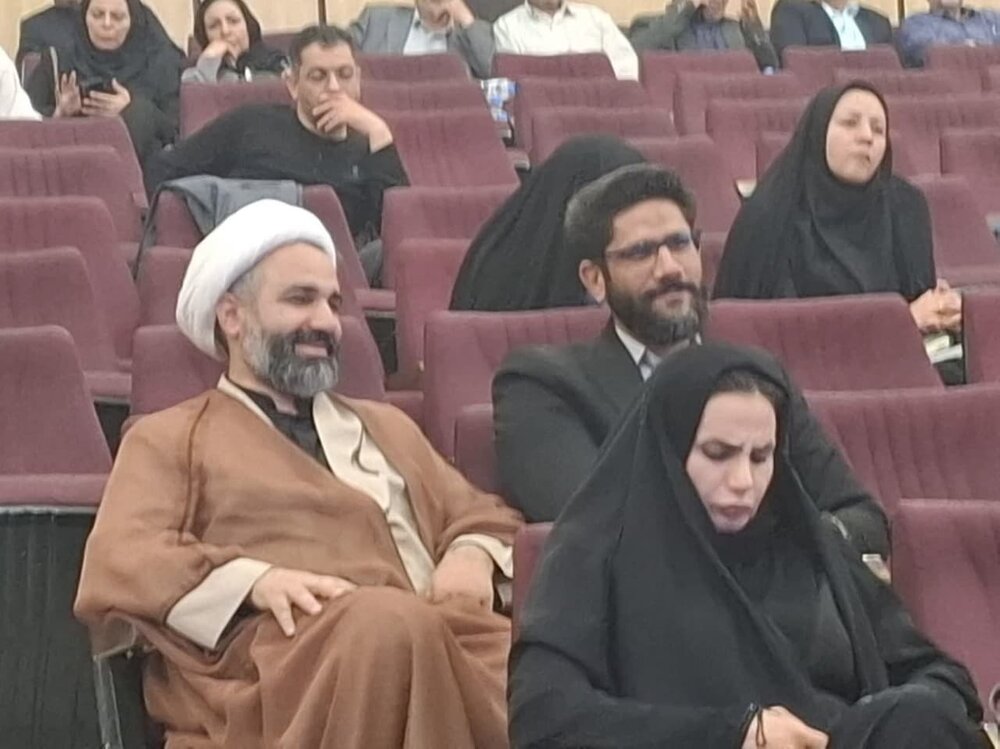 همایش بزرگداشت روز شوراها در کاشان برگزار شد+عکس