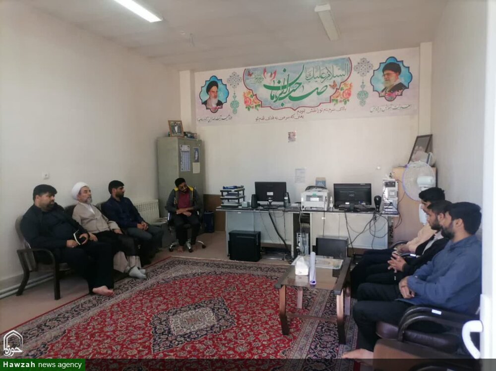 بازدید جانشین مدیر حوزه علمیه اصفهان از مدرسه علمیه آیت الله نائینی