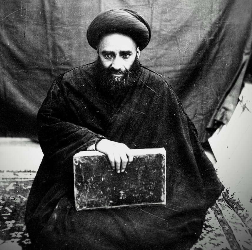 نبرد پنهان سه مرجع برای بقای حوزه در دوران پهلوی 1 نبرد پنهان سه مرجع برای بقای حوزه در دوران پهلوی