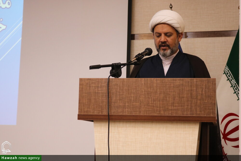 اختتامیه هفدهمین جشنواره بانوی کرامت و دهمین مسابقه رشد در سمنان