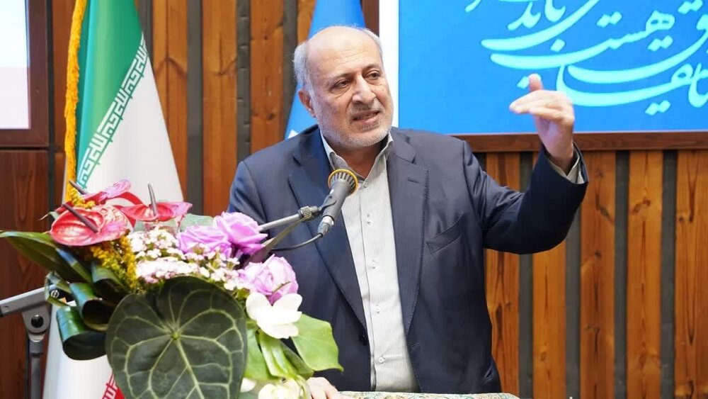 ارزش‌آفرینی در ترویج زبان و ادب فارسی اثرگذار است