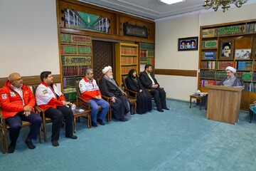 تصاویر / دیدار رئیس جمعیت هلال احمر با نماینده ولی‌فقیه در آذربایجان‌شرقی