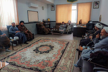 تصاویر/ سرکشی مدیر حوزه علمیه استان همدان از مدرسه علمیه آیت الله بهاری استان همدان