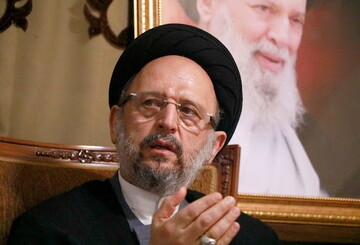 امام جمعه بیروت: ما پل‌های گفت‌وگو را با همه گسترش می دهیم و مشکل ما با کسانی است که سرزمین ما را اشغال کرده اند