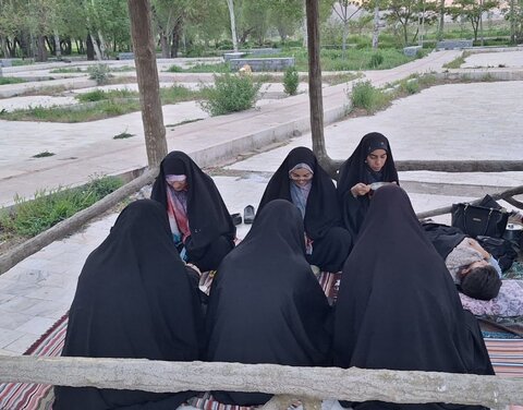 تصاویر/اردوی یک روزه چشمه بلاغ شهرستان شازند ،ویژه دختران مدرسه حضرت زینب سلام الله آستانه