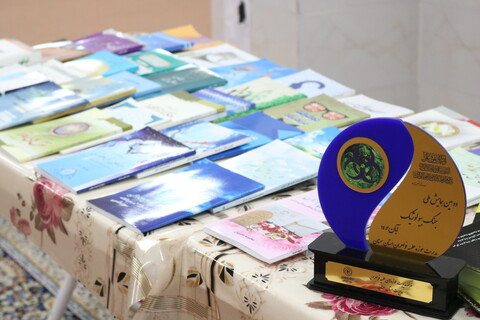 تصاویر/ اختتامیه هفدهمین جشنواره بانوی کرامت و دهمین مسابقه رشد در سمنان