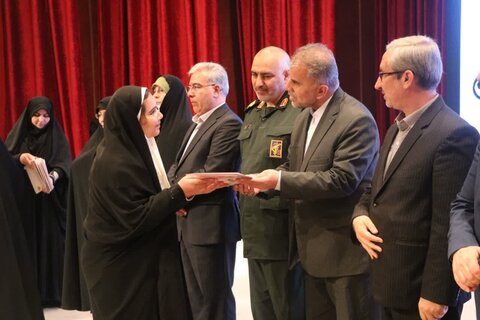 تصاویر/ همایش گلبرگ‌های آفرینش در ارومیه