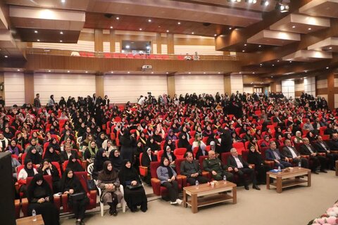 تصاویر/ همایش گلبرگ‌های آفرینش در ارومیه