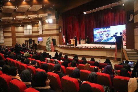 تصاویر/ همایش گلبرگ‌های آفرینش در ارومیه