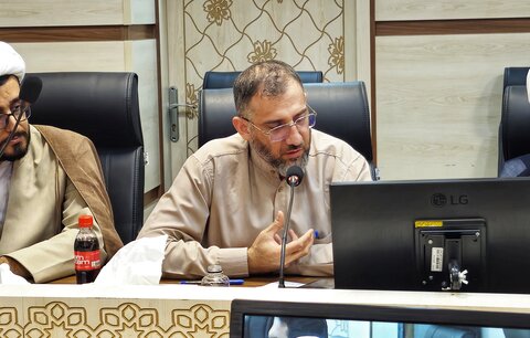 تصاویر/ نشست هم‌اندیشی اساتید فرق و ادیان با معاونت تبلیغ حوزه‌های علمیه کشور