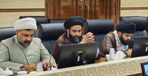 تصاویر/ نشست هم‌اندیشی اساتید فرق و ادیان با معاونت تبلیغ حوزه‌های علمیه کشور