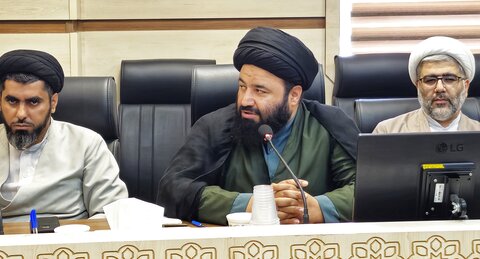 تصاویر/ نشست هم‌اندیشی اساتید فرق و ادیان با معاونت تبلیغ حوزه‌های علمیه کشور